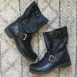 FRYE Veronica short boots / booties sz 7.5